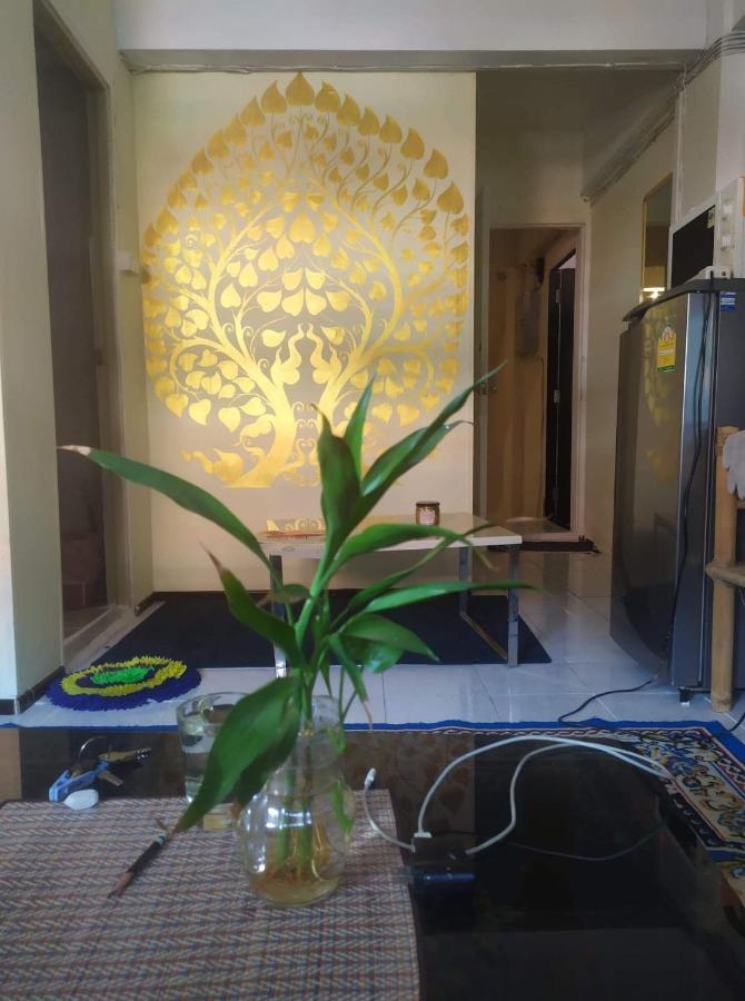 Artem'S Guesthouse Pantai Jomtien Bagian luar foto